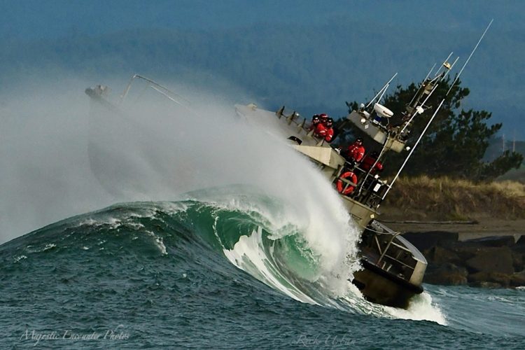 A coast guard vessel crosses the bar (Photo by Rick Urban)